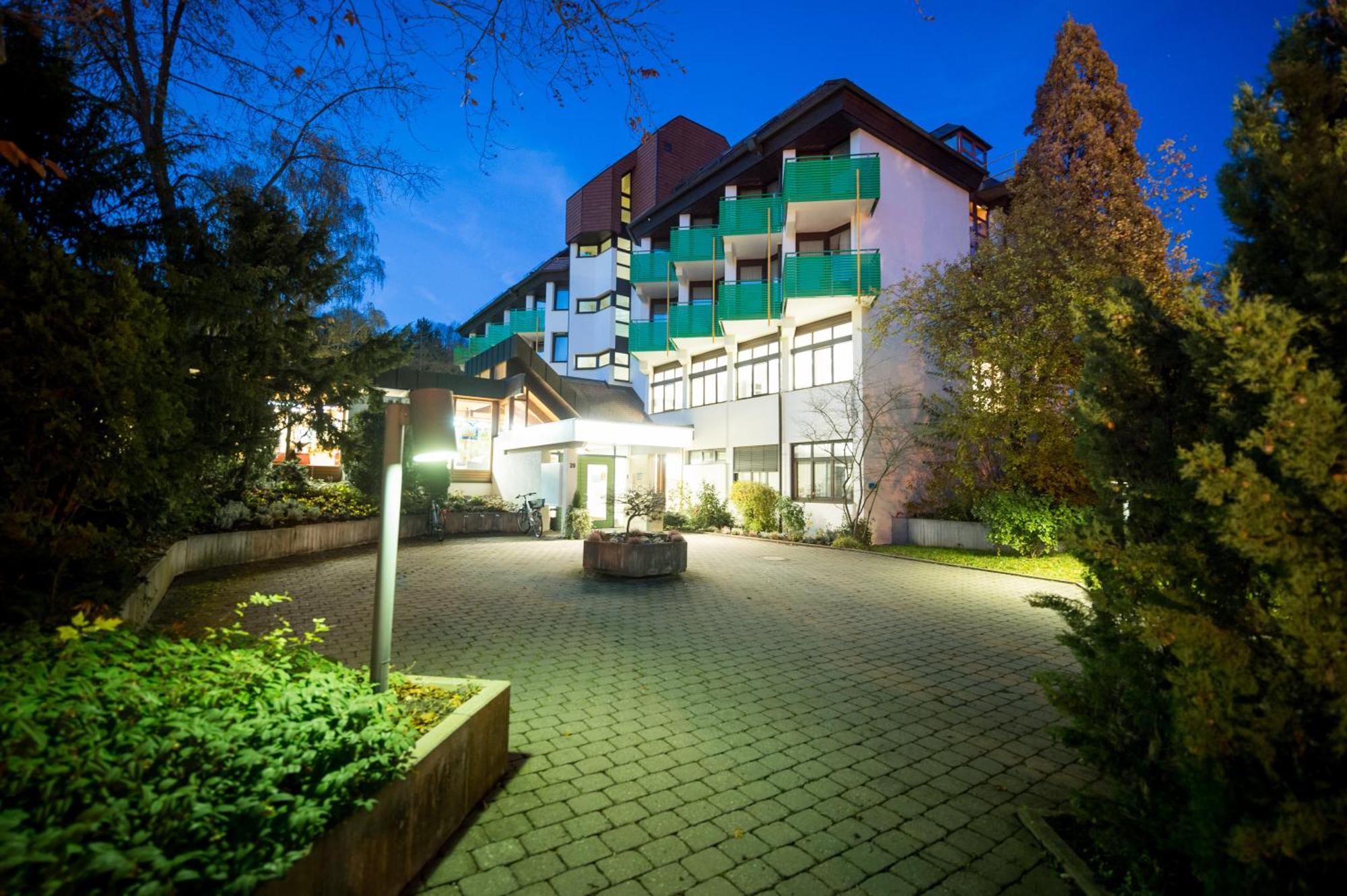 Hotel Am Schlossberg Herrenberg Exterior photo